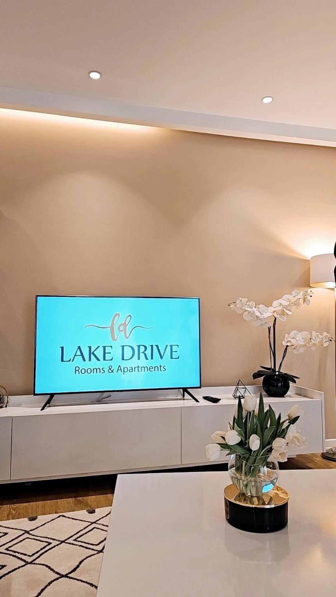 Lake Drive Rooms&Apartments Tirana Exterior foto